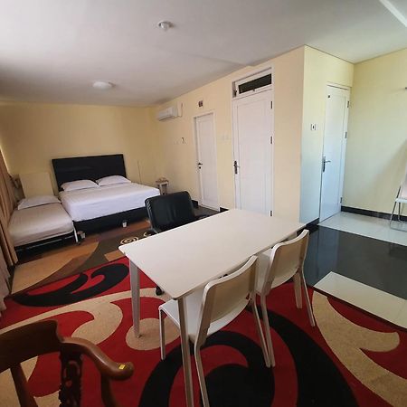 Hotel Multi 88 Syariah Giacarta Esterno foto