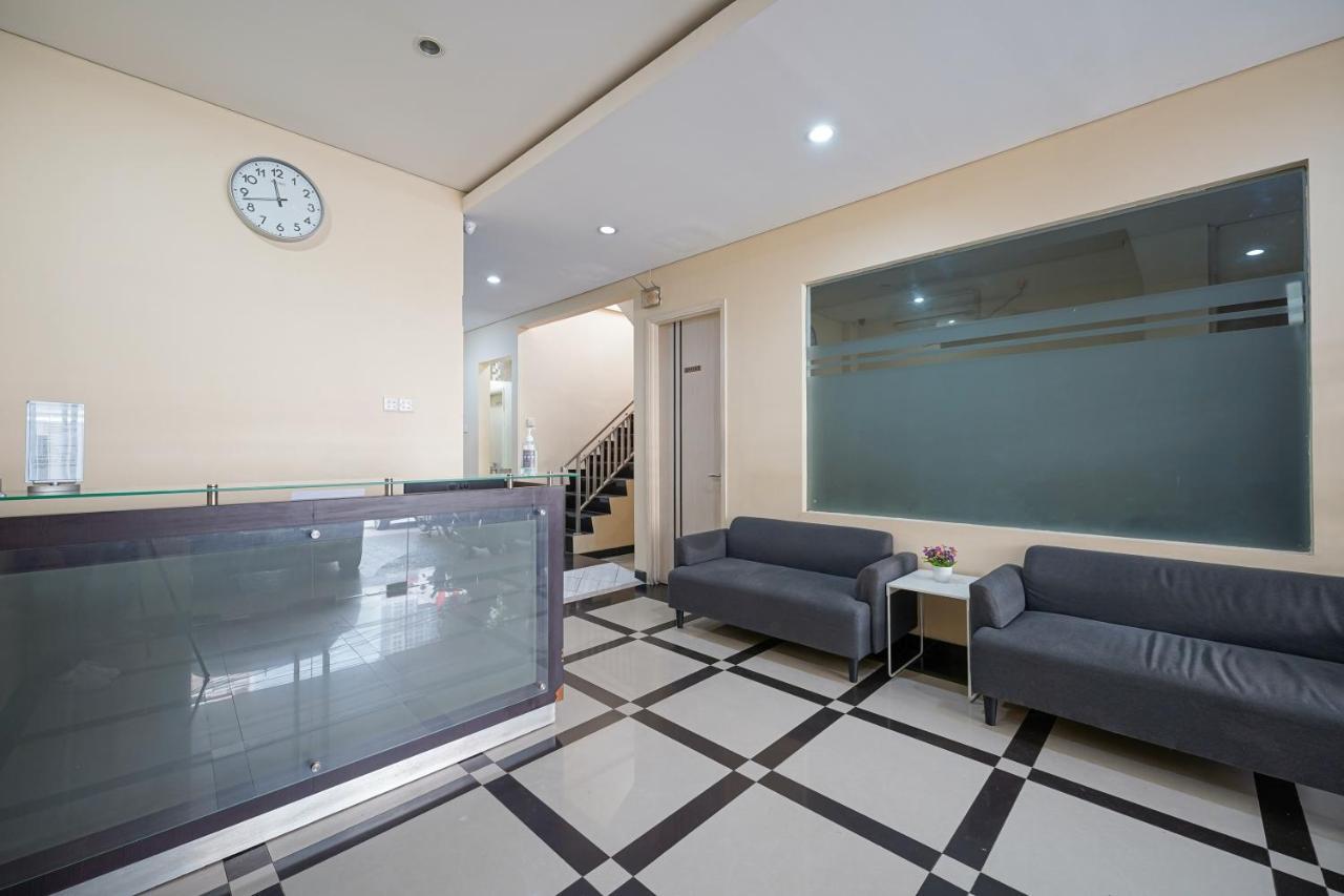 Hotel Multi 88 Syariah Giacarta Esterno foto