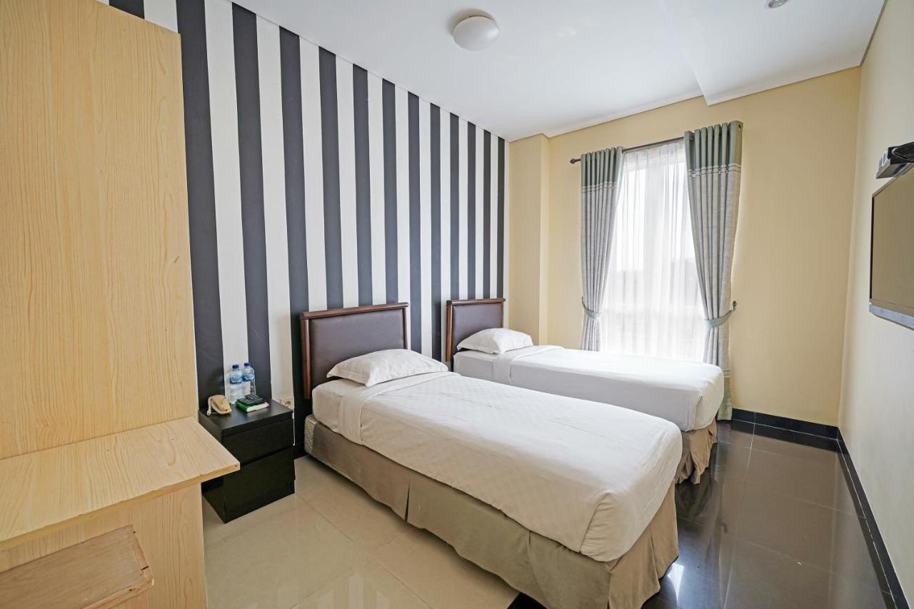 Hotel Multi 88 Syariah Giacarta Esterno foto
