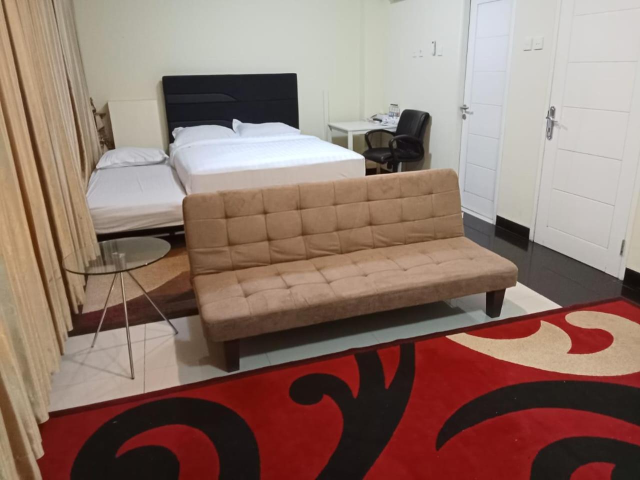 Hotel Multi 88 Syariah Giacarta Esterno foto